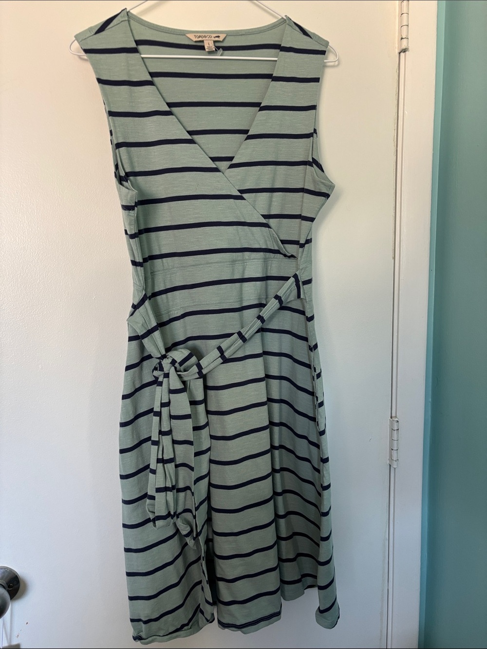 Toad&Co Cue Sleeveless wrap dress large L mint / navy